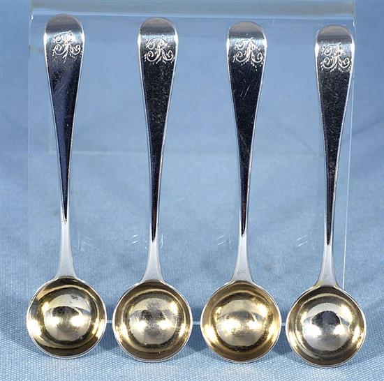 A set of four William IV silver salts, by Charles Goodwin, dia 78mm, weight 15.6oz/486grms.